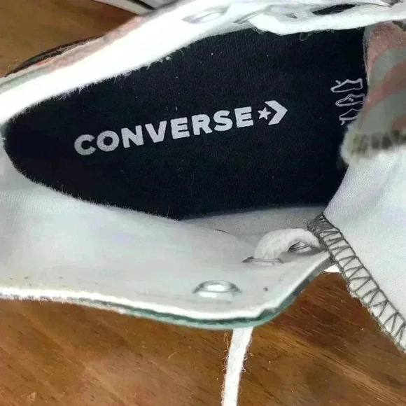 Converse  Camo Burger Fries Skate Shoes Lace Up Sneakers Kids Size 12 - Picture 5 of 12